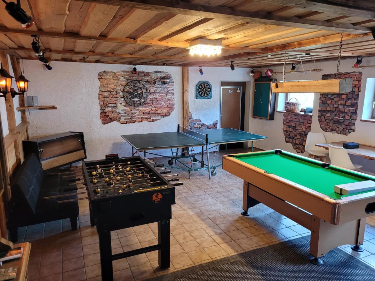 Ruhig Gelegene, Top Moderne Ferienwohnung - Hot Tub Und Sauna Gegen Aufpreis Neuhaus an Der Eger Екстериор снимка